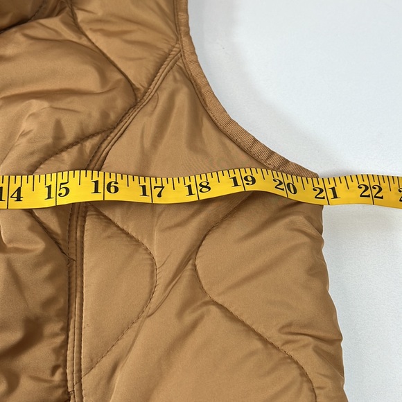 Reversible Quilted Floral Brown Tan Khaki Vest Puffer w/Pockets on tan side - Sm - Picture 9 of 9